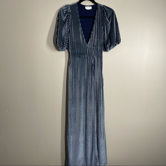 Lovers + Friends Maxi Dress - Picture 9 of 9